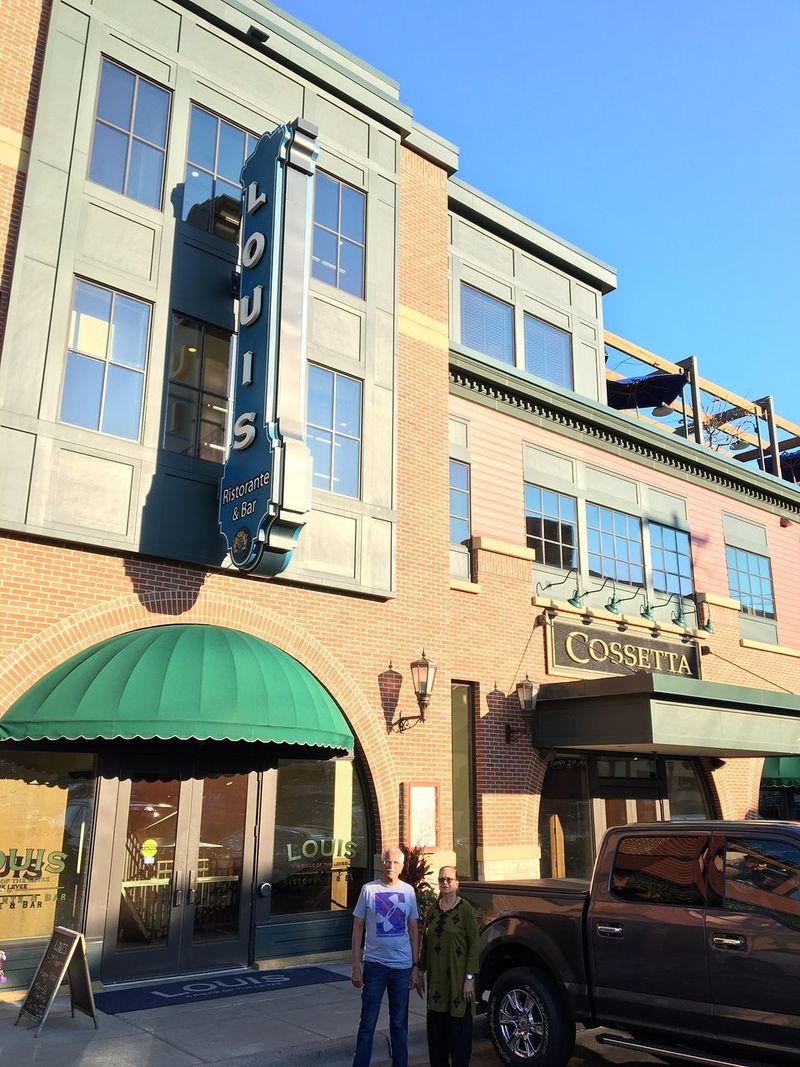 Cossetta's Italian Market & Pizzeria – St. Paul