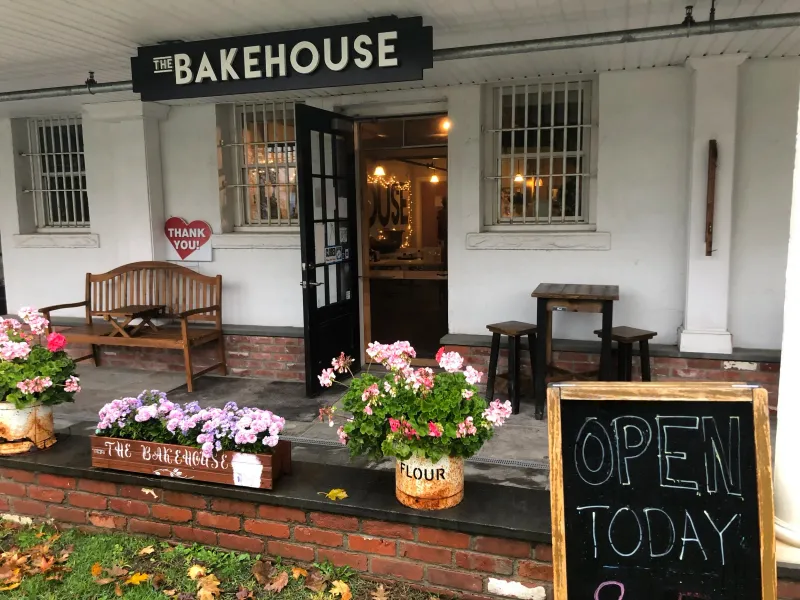 The BakeHouse, Litchfield