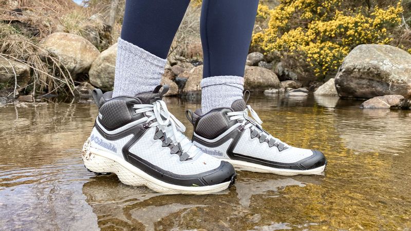 Columbia Escape Thrive Titanium OutDry Mid