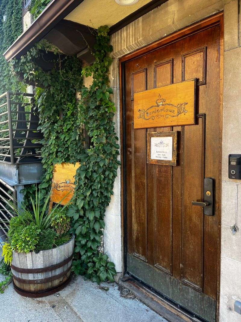 Bordertown Coffee - Minneapolis