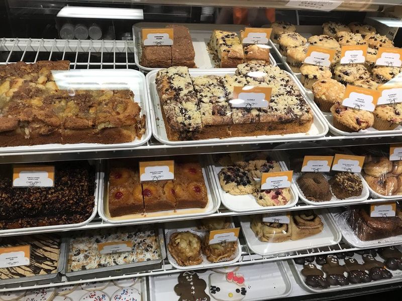 Jill’s Bakery (Long Beach)