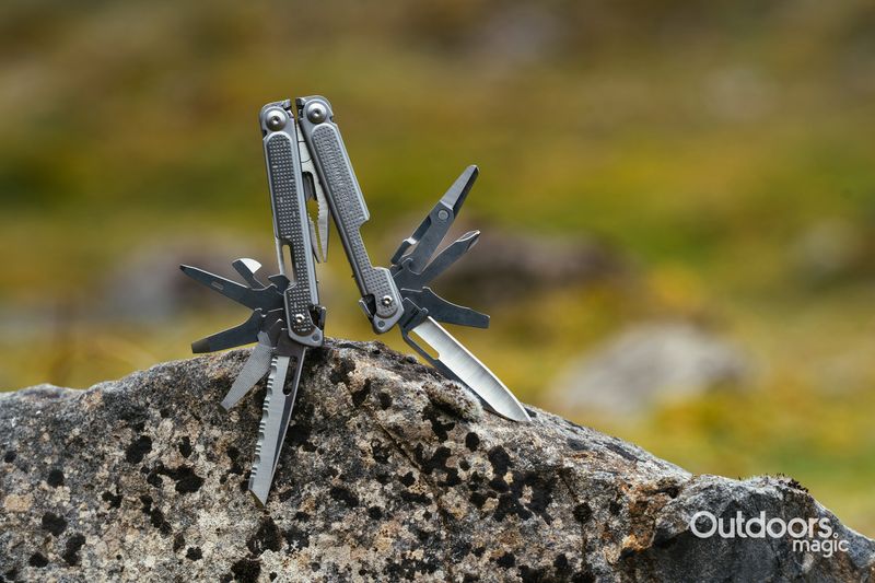 Leatherman FREE P4 – Best for One-Handed Operation