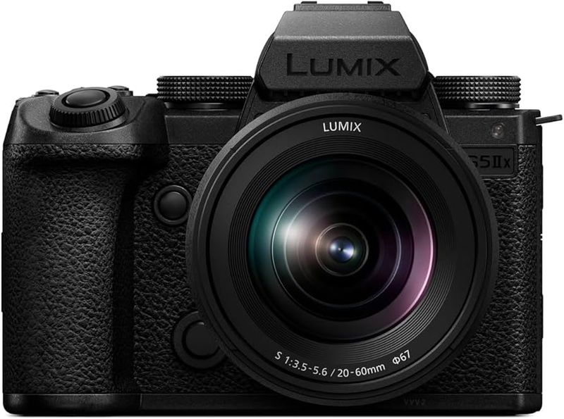 Panasonic Lumix S5 II with 20-60mm f/3.5-5.6