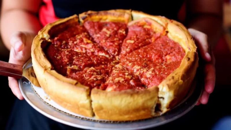 Giordano's (multiple city locations) – stuffed pie superstar
