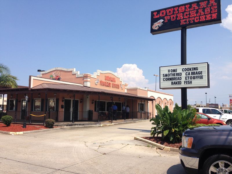 A Welcoming Metairie Institution