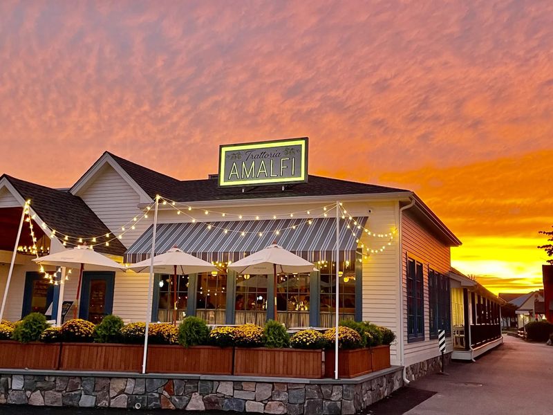 Trattoria Amalfi – Mystic (Olde Mistick Village)