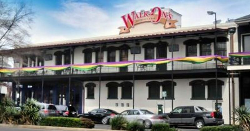 Walk-On’s Bistreaux & Bar (Poydras St, near Superdome)