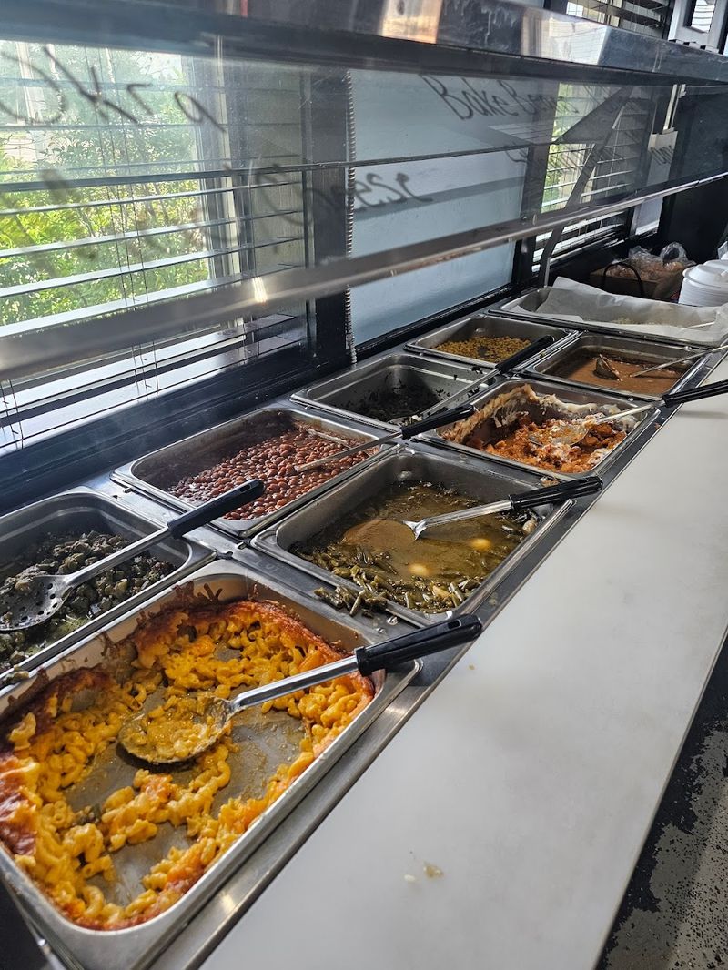 Nippy's Soul Food Restaurant (Wilmington)