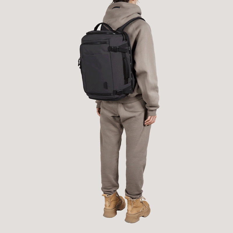 BAGSMART Blast Travel Backpack