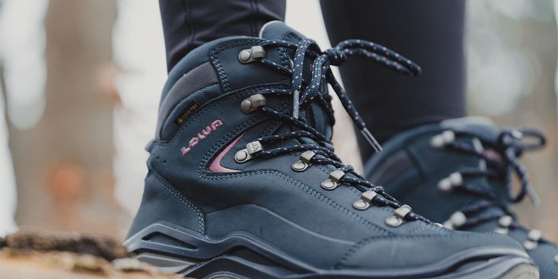 Lowa Renegade Evo GTX Mid