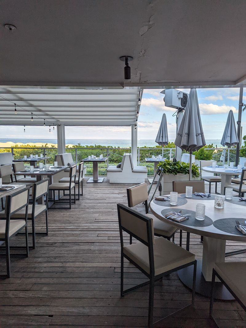 Ocean Social at Eden Roc (Miami Beach)