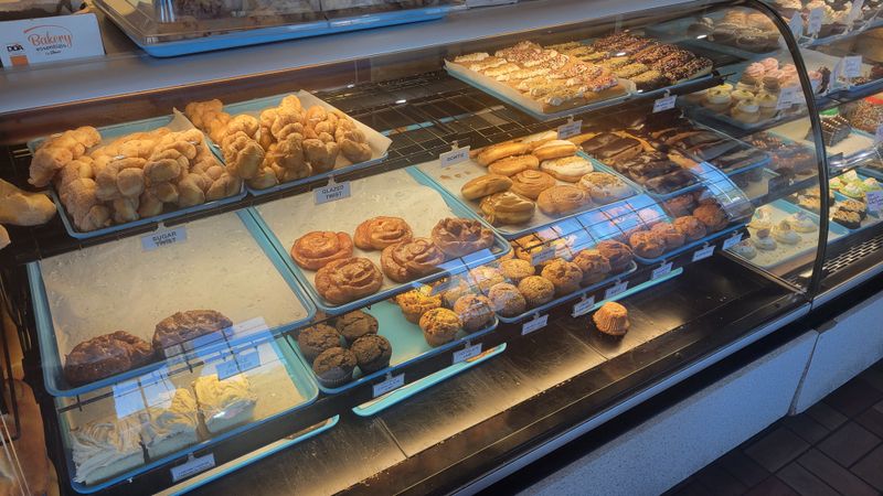 The Signature Cream Puff Experience