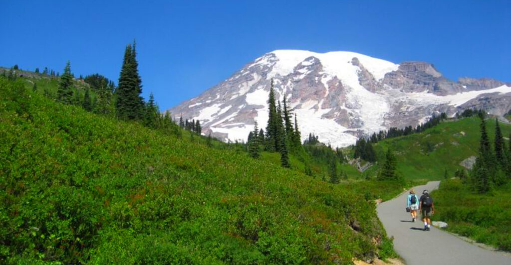 Mount Rainier Just Dropped 20 Feet – And Scientists Say the Summit Is Now Shifting South