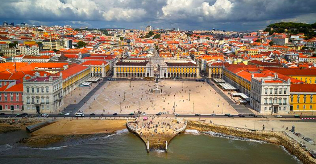 New to Europe? 17 Beginner-Friendly Cities With Simple Transit & Big Sights