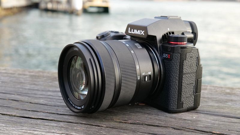 Panasonic Lumix S5 II X