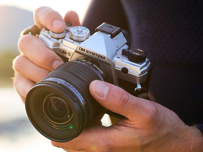 Olympus OM System OM-5