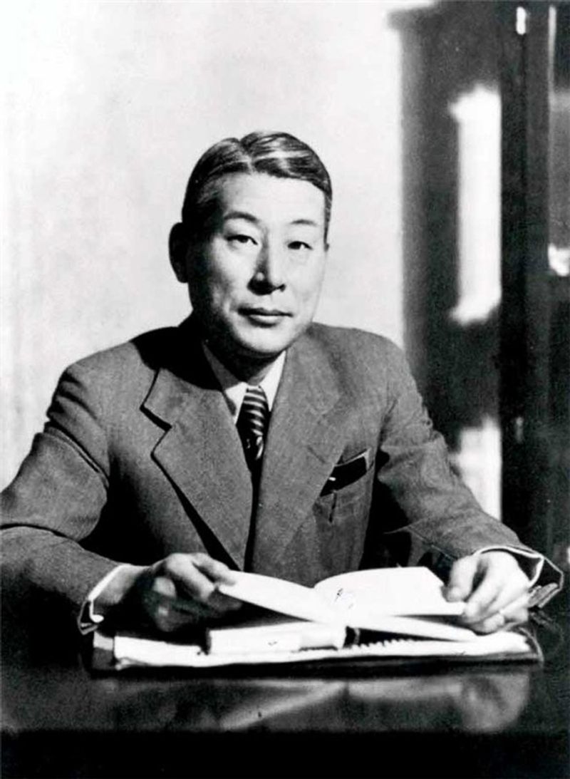 Chiune Sugihara (Japan)