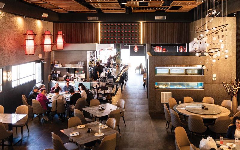 Jade Dynasty (Minneapolis – LynLake / West Lake Street)