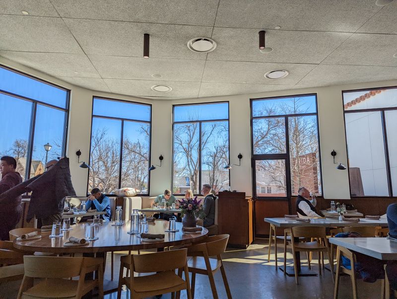 Signature Atmosphere And First Impressions