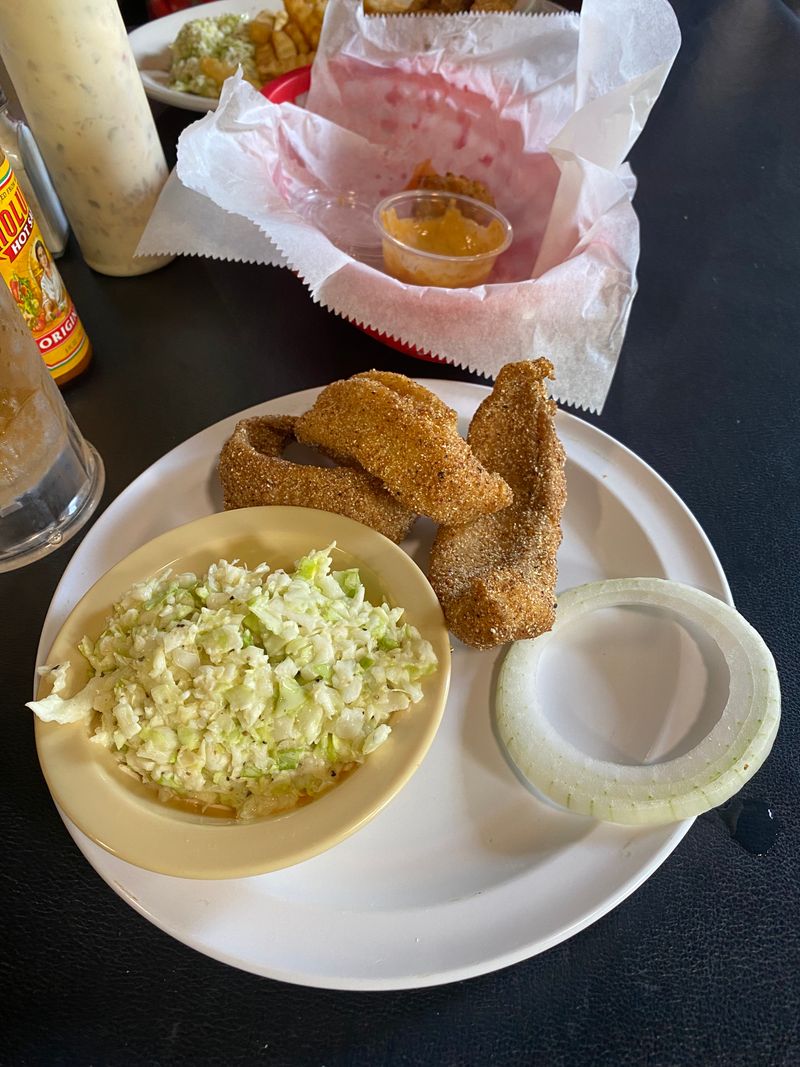 Pickwick Catfish Farm Restaurant — Counce