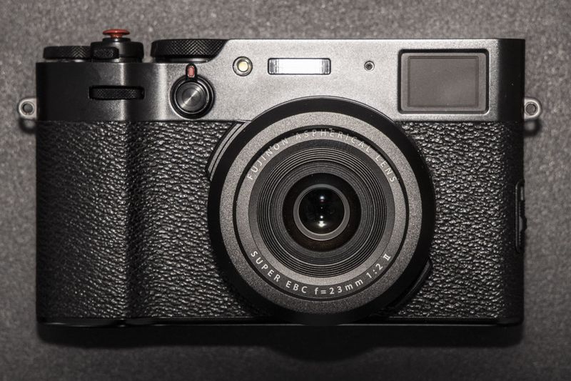 Fujifilm X100V