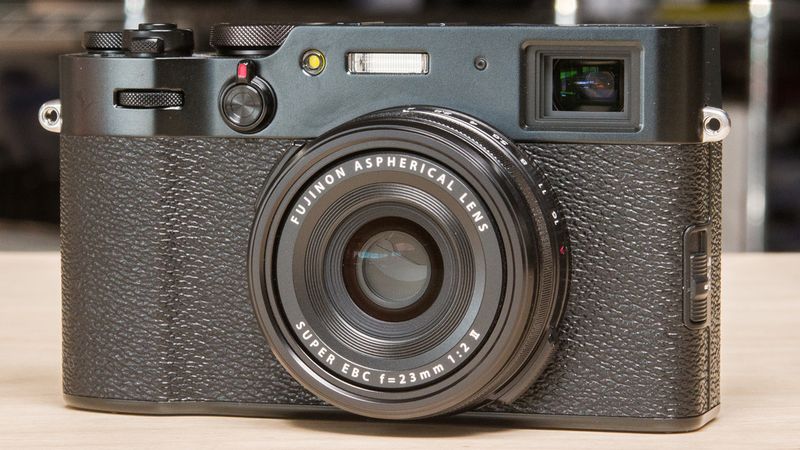 Fujifilm X100V