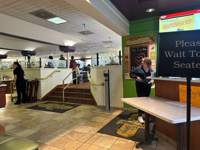 Fresh Salads and Light Lunch After Breakfast Hours