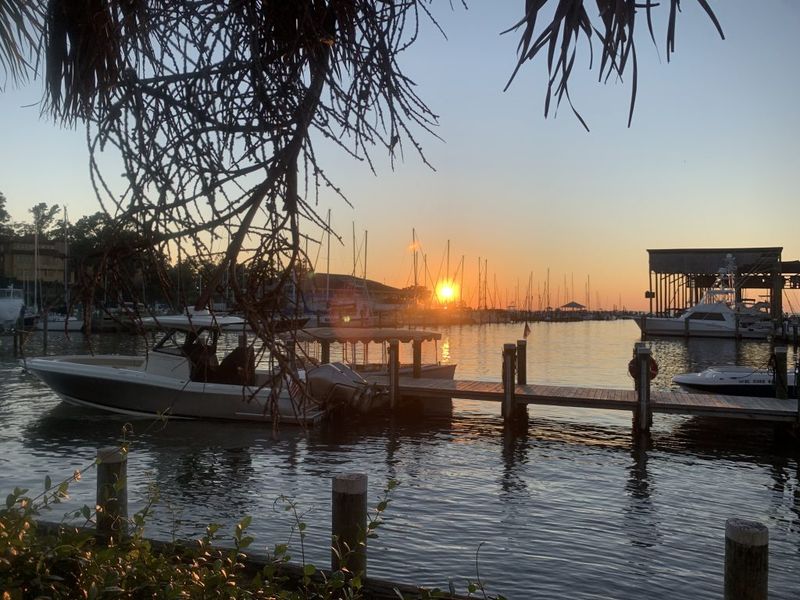 Sunset Pointe at Fly Creek Marina