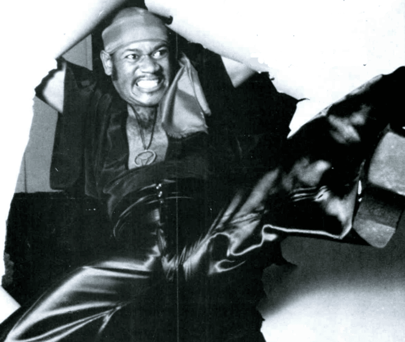 Carl Douglas – “Kung Fu Fighting” (1974)