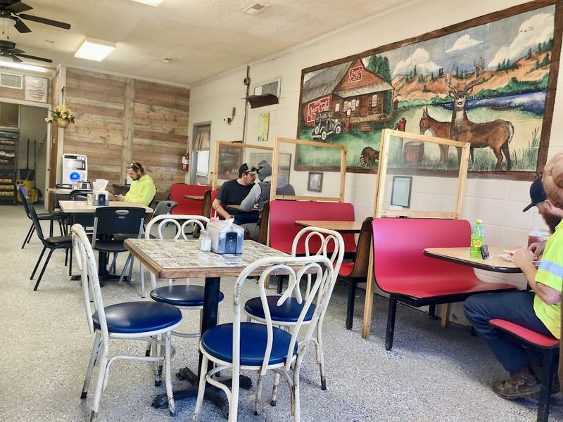 Faye’s Cafe – Livingston