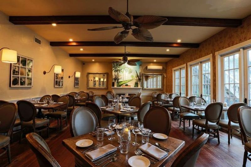 Poogan's Porch (Queen St.)