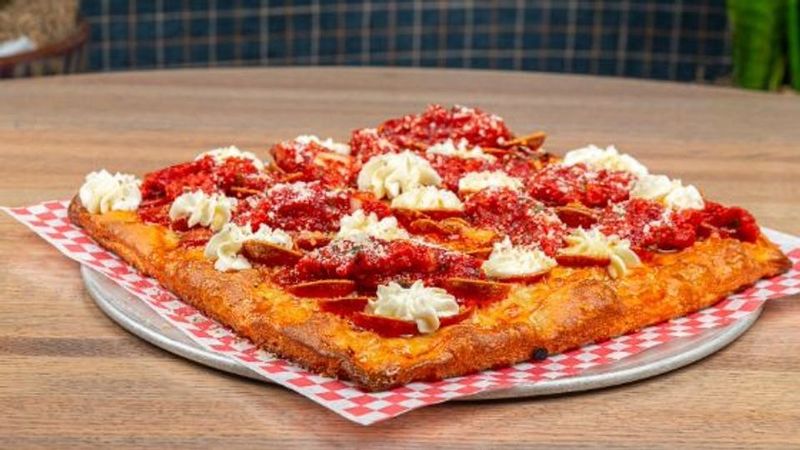 Professor Pizza (Old Town) – chef-driven tavern cuts