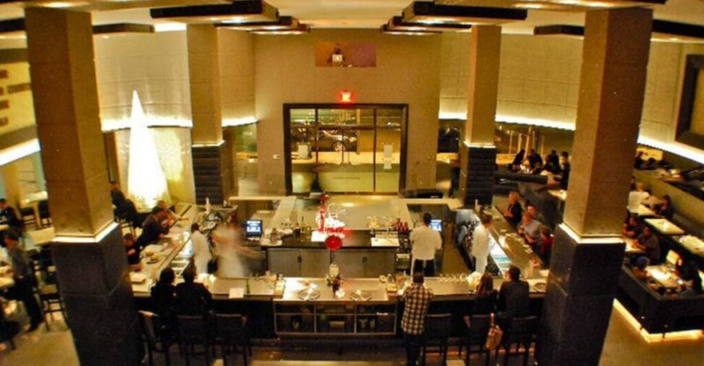 Phoenix’s Hanny’s: Department-Store Glamour Meets Cocktail Bar Weirdness in a 1947 Landmark