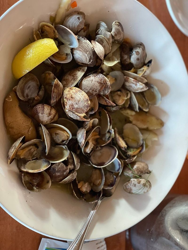 Ivar's Acres of Clams (Seattle Waterfront)