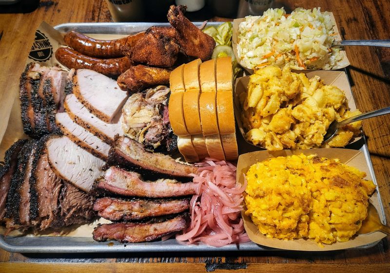 Ribs That Balance Tug, Smoke, and Shine