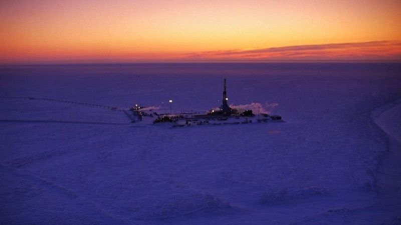 Still civil twilight during polar night