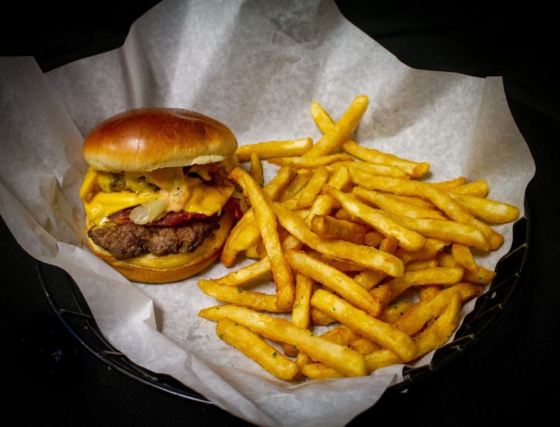 Westrail Tap & Grill – Lakewood