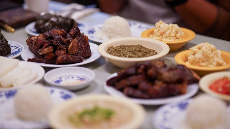 Helena’s Hawaiian Food – Honolulu (Oʻahu)