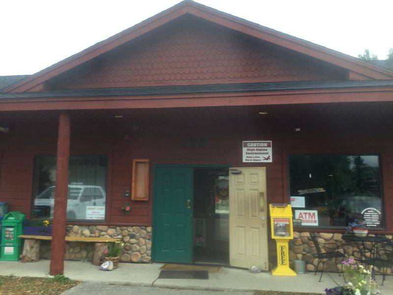 Mountain Lyon Cafe (Silverthorne)