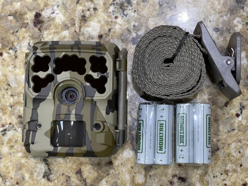 Moultrie Micro-42i