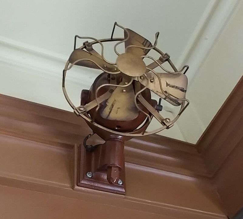 Wall-Mounted Mechanical Clock Fan (Vintage)