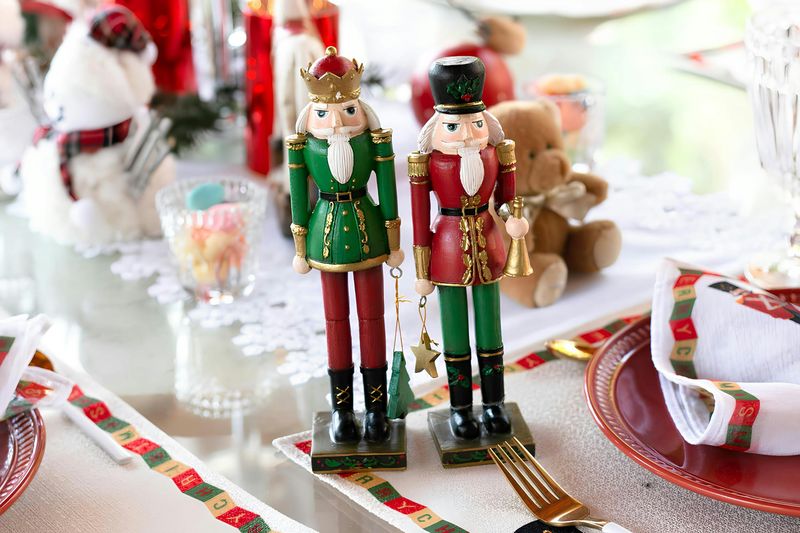 Classic Nutcrackers (Late 1800s–Present)