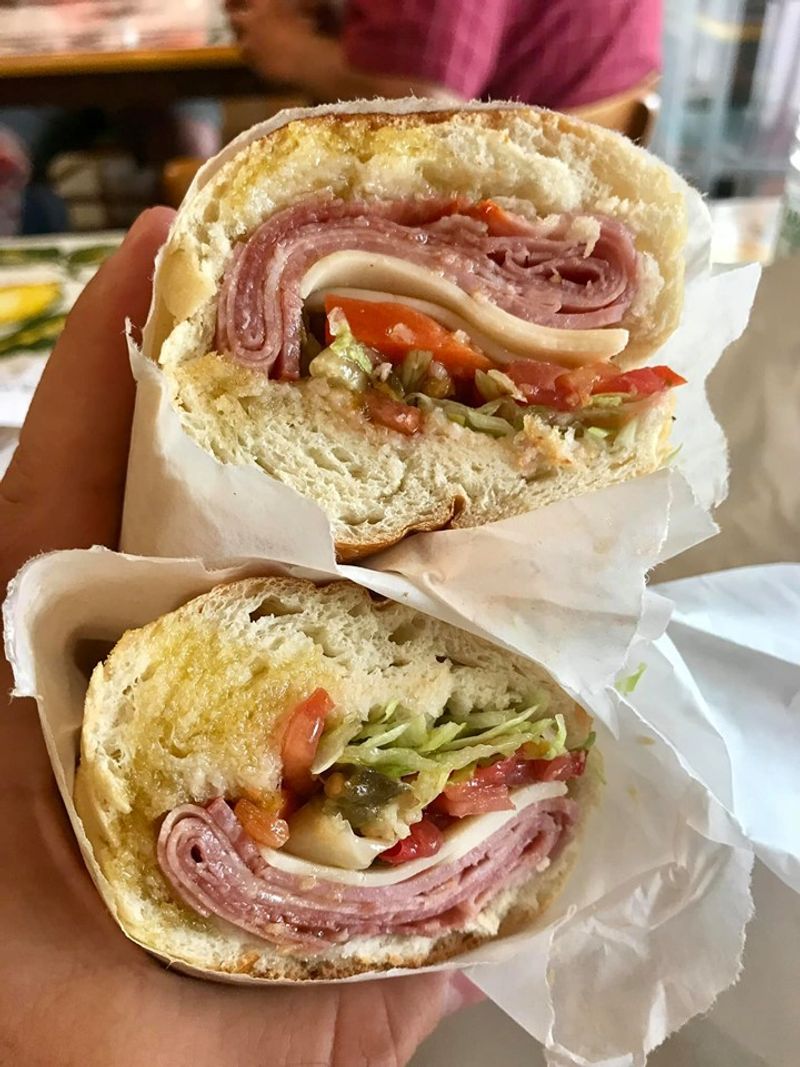 E. 48th Street Market (Dunwoody)