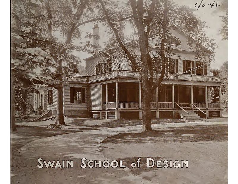 A history of applied arts and design education