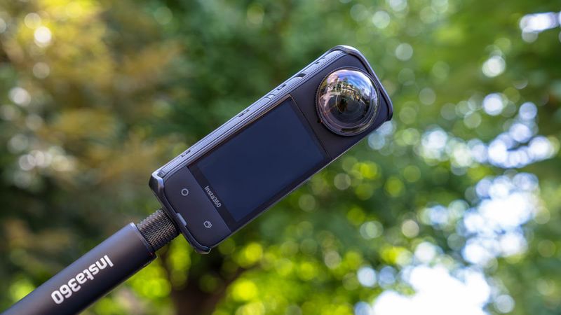 Insta360 X4