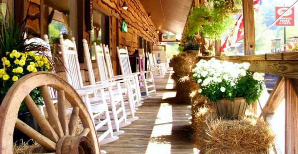 Road-Trip Bites: 13 North Carolina Country Stores Locals Swear By
