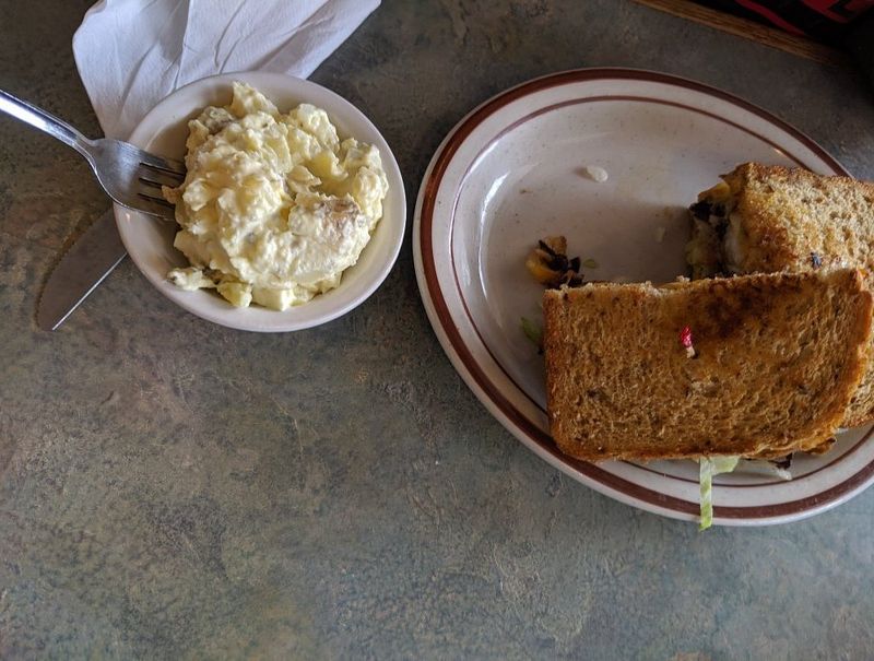 Don’s Main Street Family Restaurant