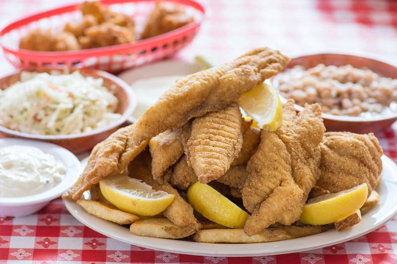 Uncle Bud's Catfish - Hendersonville
