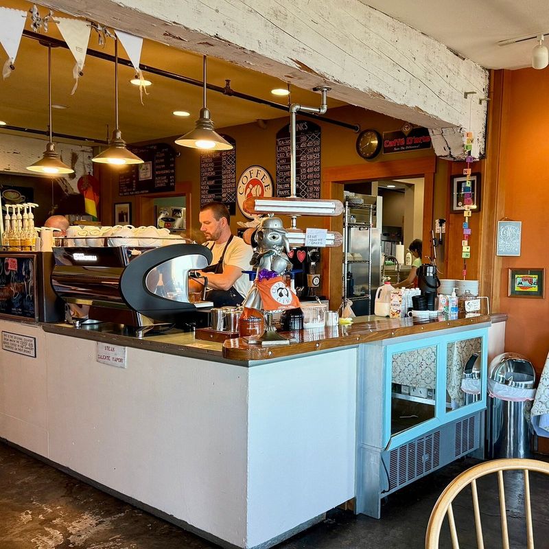 Coffee Girl (Astoria)