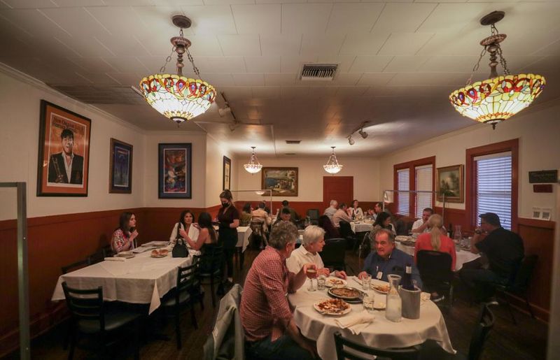 Mosca's (Westwego/Westbank)